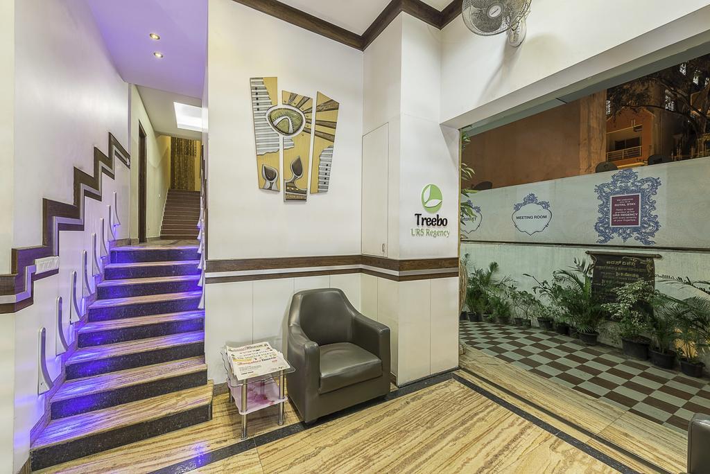 Готель Treebo Trip Grand Regency Бенґалуру Екстер'єр фото